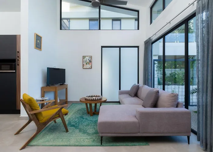Casa Bo Jungle - Steps To - Surf Pool Ferienhaus